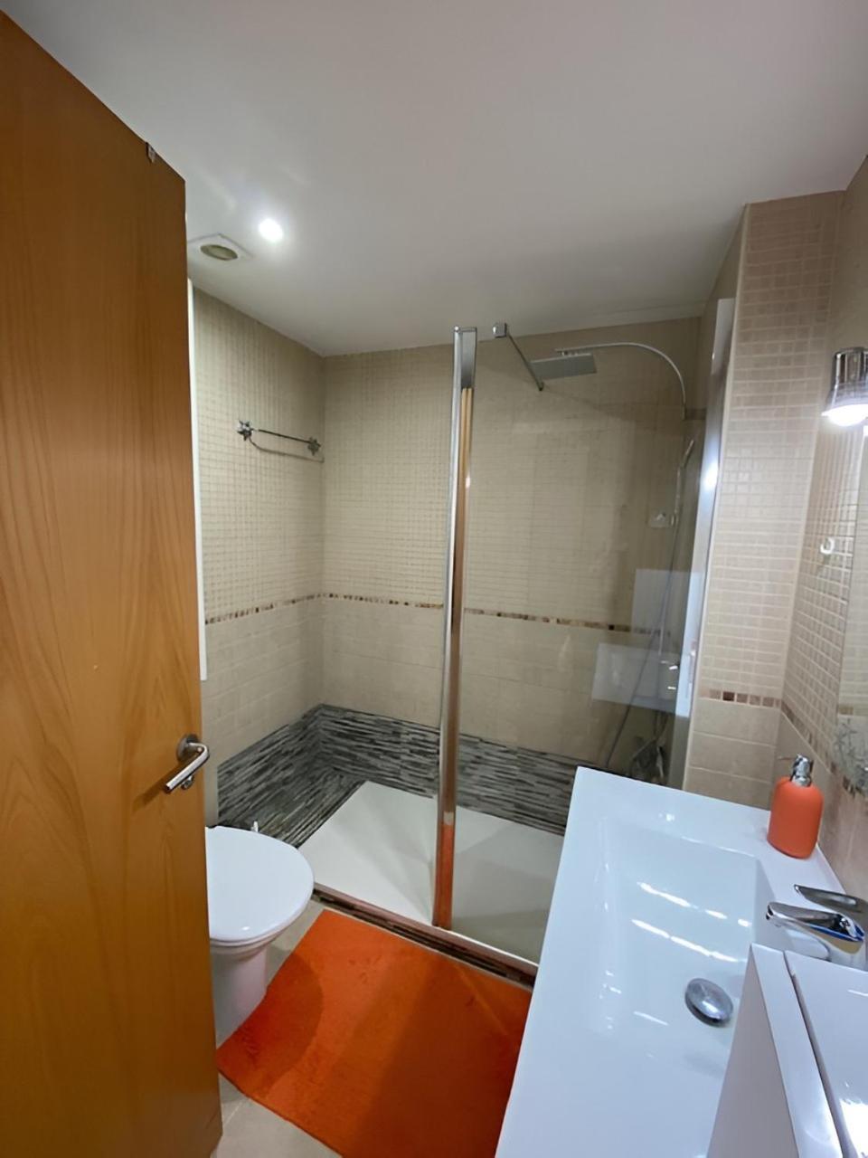 Superbe Appartement Renove, Residence Avec Piscine Roses Ngoại thất bức ảnh
